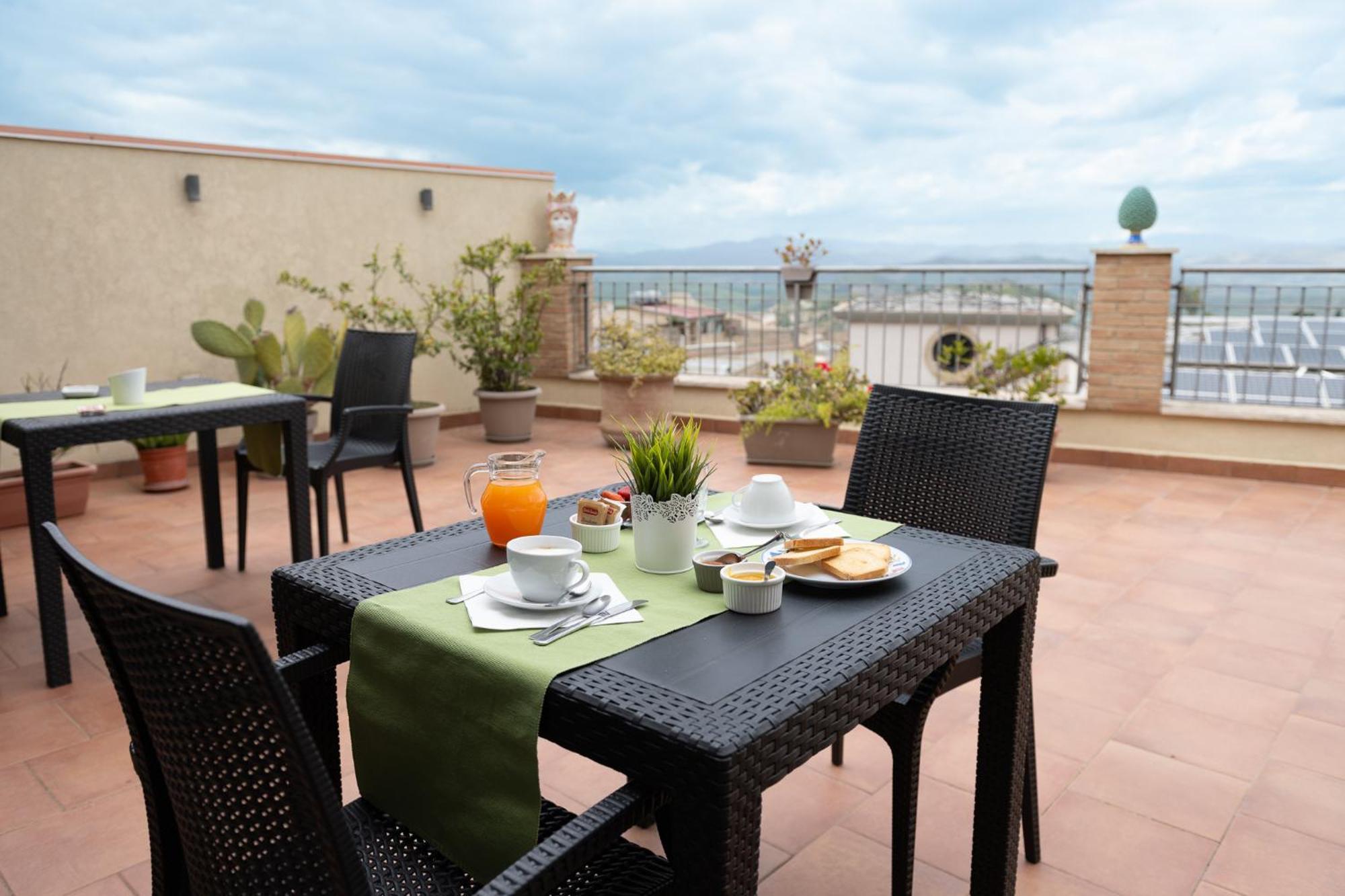 B&B Bella Vista Valguarnera Caropepe Ngoại thất bức ảnh